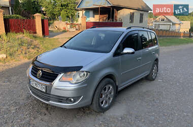 Минивэн Volkswagen Touran 2006 в Черновцах