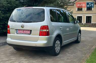 Минивэн Volkswagen Touran 2006 в 