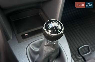Минивэн Volkswagen Touran 2006 в 