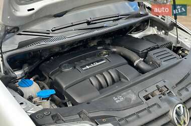 Минивэн Volkswagen Touran 2006 в 
