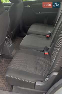Минивэн Volkswagen Touran 2006 в 