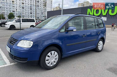 Мінівен Volkswagen Touran 2004 в Києві