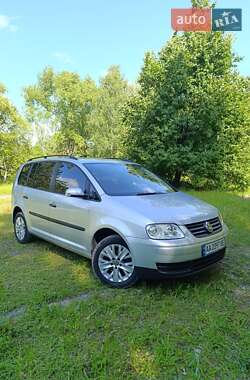 Минивэн Volkswagen Touran 2004 в Прилуках