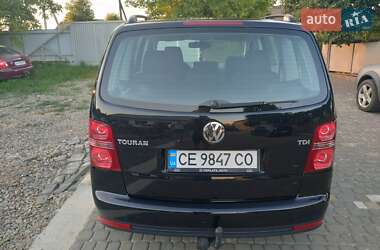 Мінівен Volkswagen Touran 2007 в Чернівцях