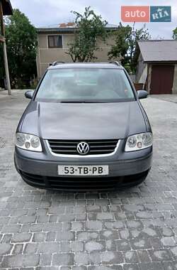 Минивэн Volkswagen Touran 2006 в Косове