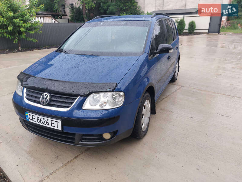 Мінівен Volkswagen Touran 2006 в 