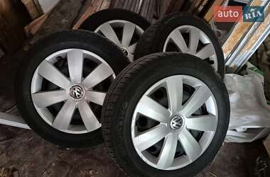 Мінівен Volkswagen Touran 2014 в 