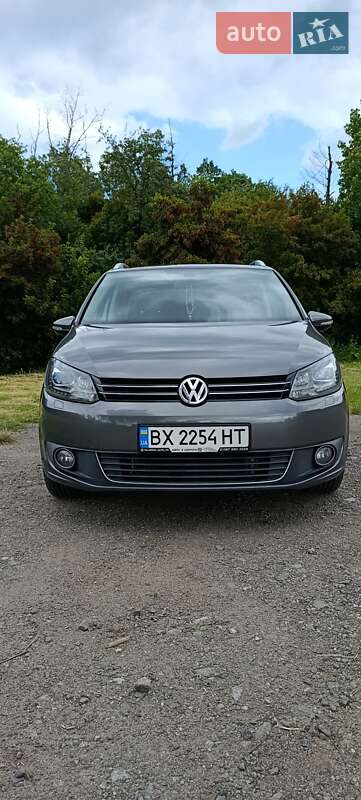 Мінівен Volkswagen Touran 2010 в 