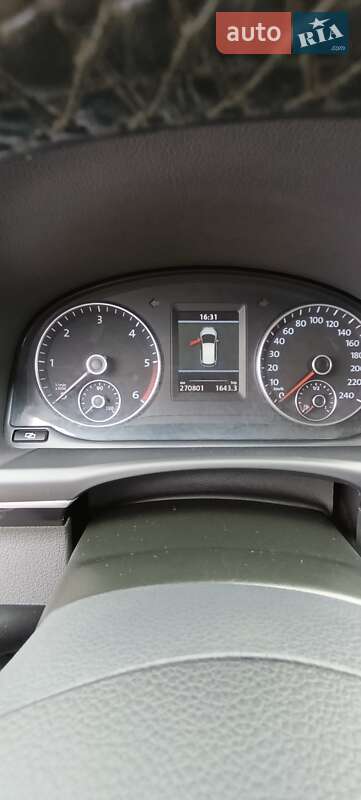 Мінівен Volkswagen Touran 2010 в Красилові