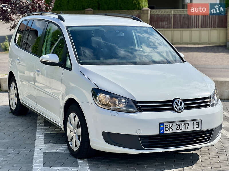 Volkswagen Touran 2014