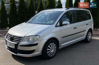 Минивэн Volkswagen Touran 2009 в Киеве