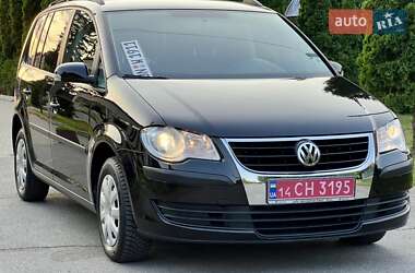 Минивэн Volkswagen Touran 2008 в Умани