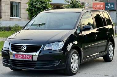 Минивэн Volkswagen Touran 2008 в Умани