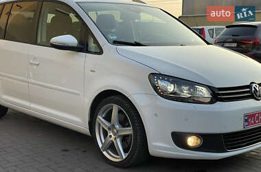 Мінівен Volkswagen Touran 2014 в Виноградові