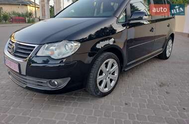 Минивэн Volkswagen Touran 2008 в 