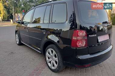 Минивэн Volkswagen Touran 2008 в 