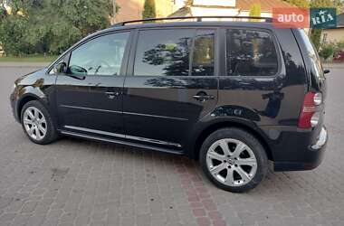 Минивэн Volkswagen Touran 2008 в 