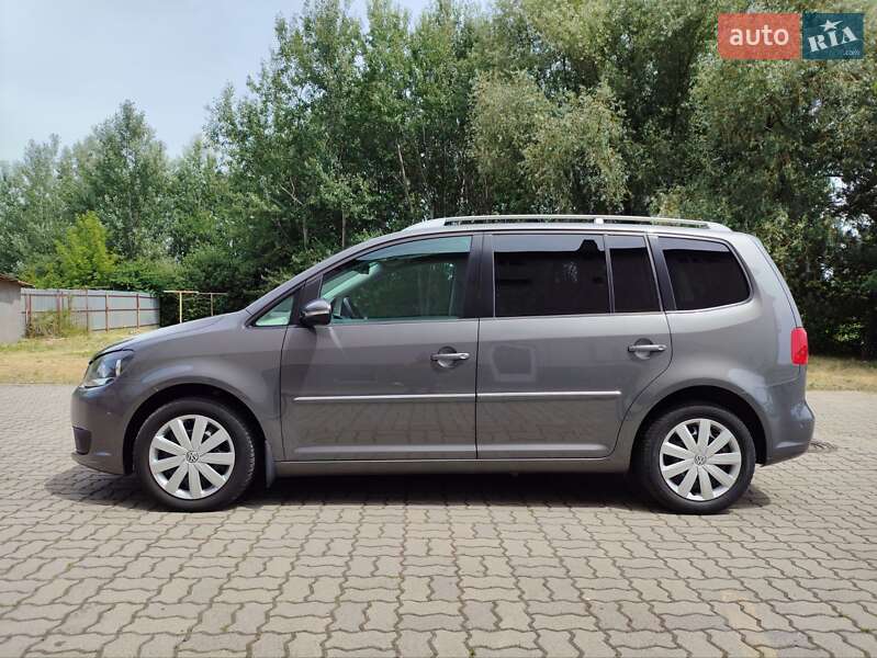 Volkswagen Touran 2011