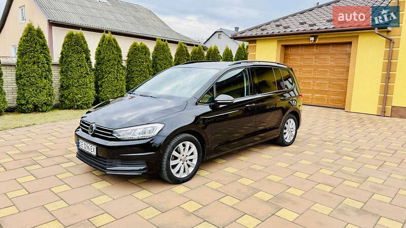 Volkswagen Touran 2016