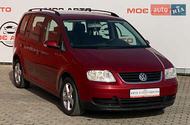 Мінівен Volkswagen Touran 2006 в 