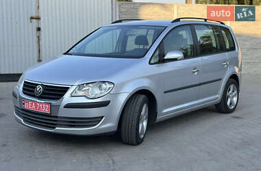 Минивэн Volkswagen Touran 2007 в Виннице