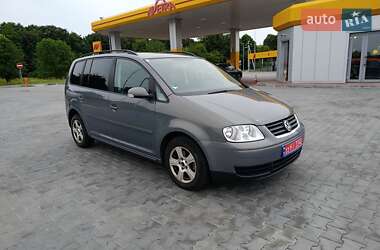 Мінівен Volkswagen Touran 2005 в Луцьку