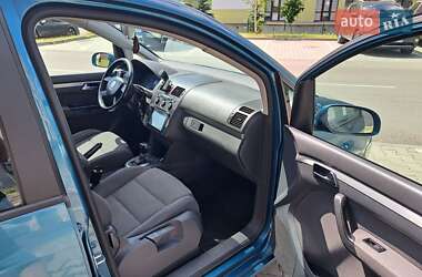 Минивэн Volkswagen Touran 2005 в 