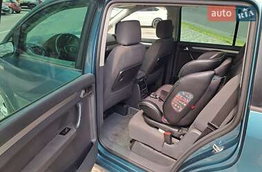 Минивэн Volkswagen Touran 2005 в 