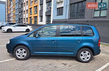 Минивэн Volkswagen Touran 2005 в 