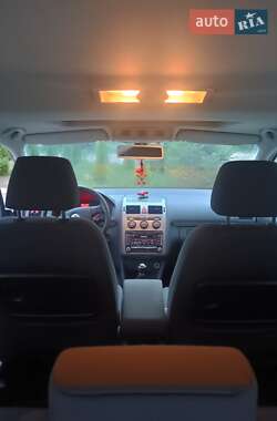 Минивэн Volkswagen Touran 2008 в 