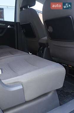Минивэн Volkswagen Touran 2008 в 
