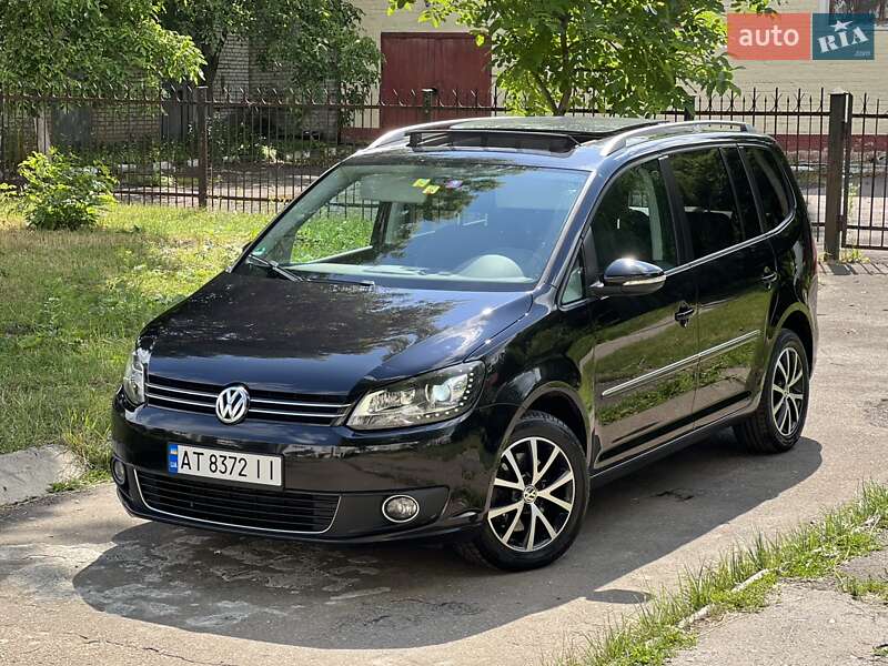 Volkswagen Touran 2011