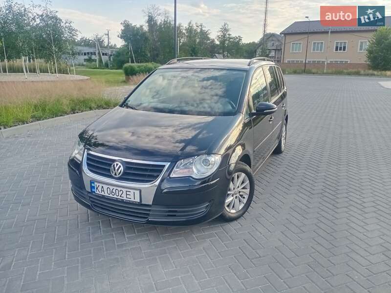 Volkswagen Touran 2009