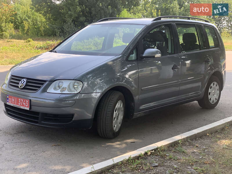 Минивэн Volkswagen Touran 2006 в Полтаве