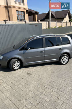 Мінівен Volkswagen Touran 2004 в 