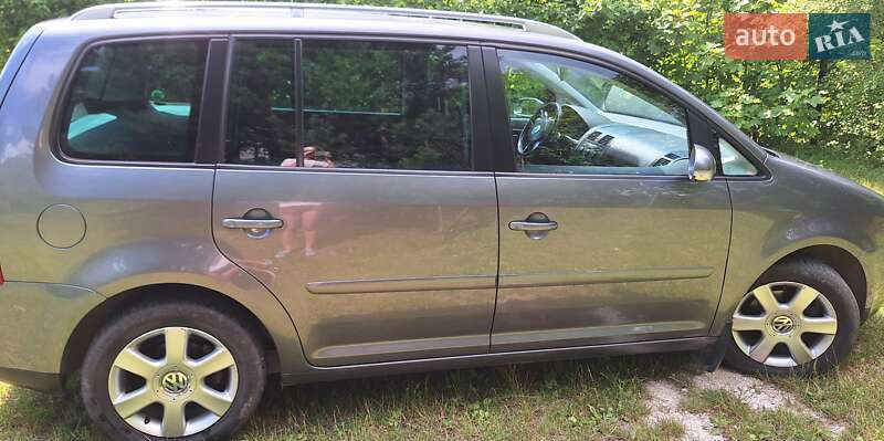 Volkswagen Touran 2006 Volkswagen Touran 2006