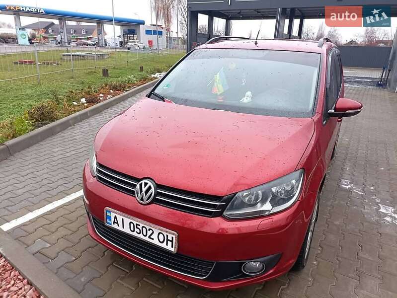 Volkswagen Touran 2012