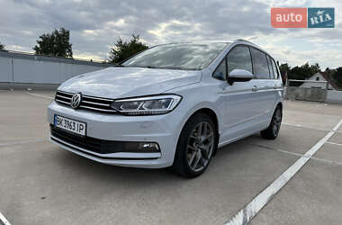 Микровэн Volkswagen Touran 2018 в Ровно