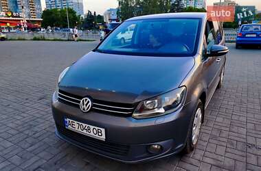 Минивэн Volkswagen Touran 2010 в 