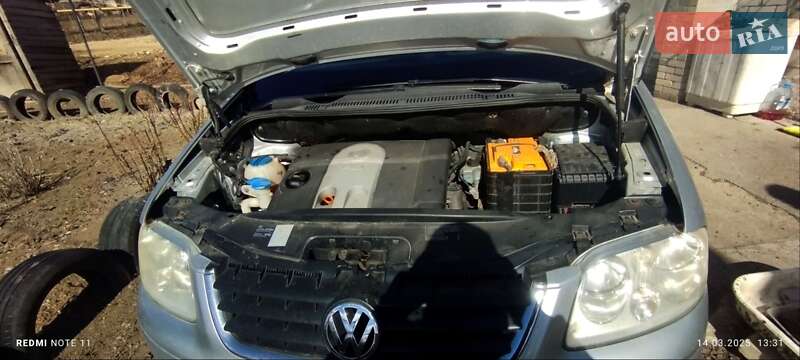 Мінівен Volkswagen Touran 2003 в Тульчині