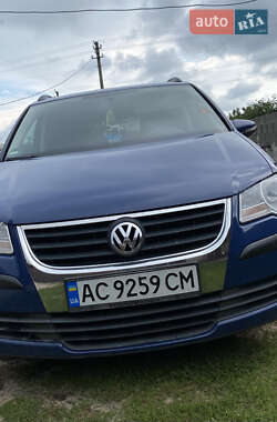Минивэн Volkswagen Touran 2009 в Любомле