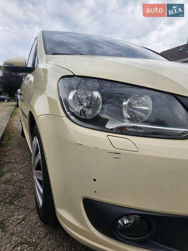 Минивэн Volkswagen Touran 2014 в Харькове