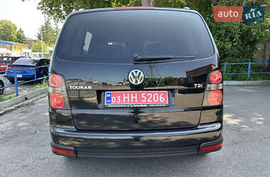 Минивэн Volkswagen Touran 2009 в 
