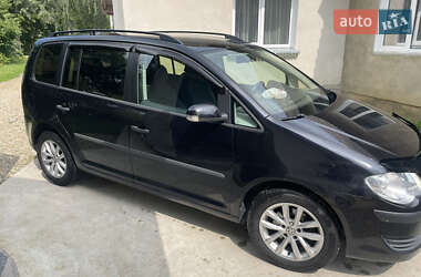 Минивэн Volkswagen Touran 2007 в Калуше