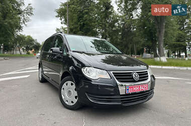 Минивэн Volkswagen Touran 2007 в Виннице