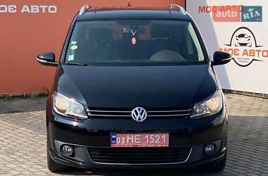 Мінівен Volkswagen Touran 2012 в 