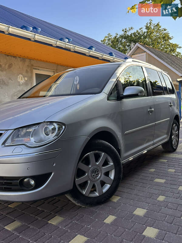 Минивэн Volkswagen Touran 2007 в Каменец-Подольском фото 26 Минивэн Volkswagen Touran 2007 в Каменец-Подольском