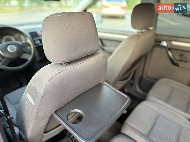 Минивэн Volkswagen Touran 2004 в Одессе