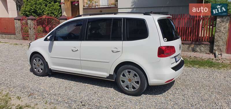 Мінівен Volkswagen Touran 2012 в Івано-Франківську