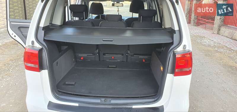 Мінівен Volkswagen Touran 2012 в Івано-Франківську